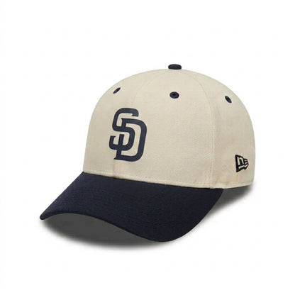 PAQUETE DE 10 PIEZA | GORRA BEISBOLERA | BEIGE CON NEGRO